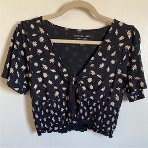 American Eagle Outfitters Black Floral Women's Top